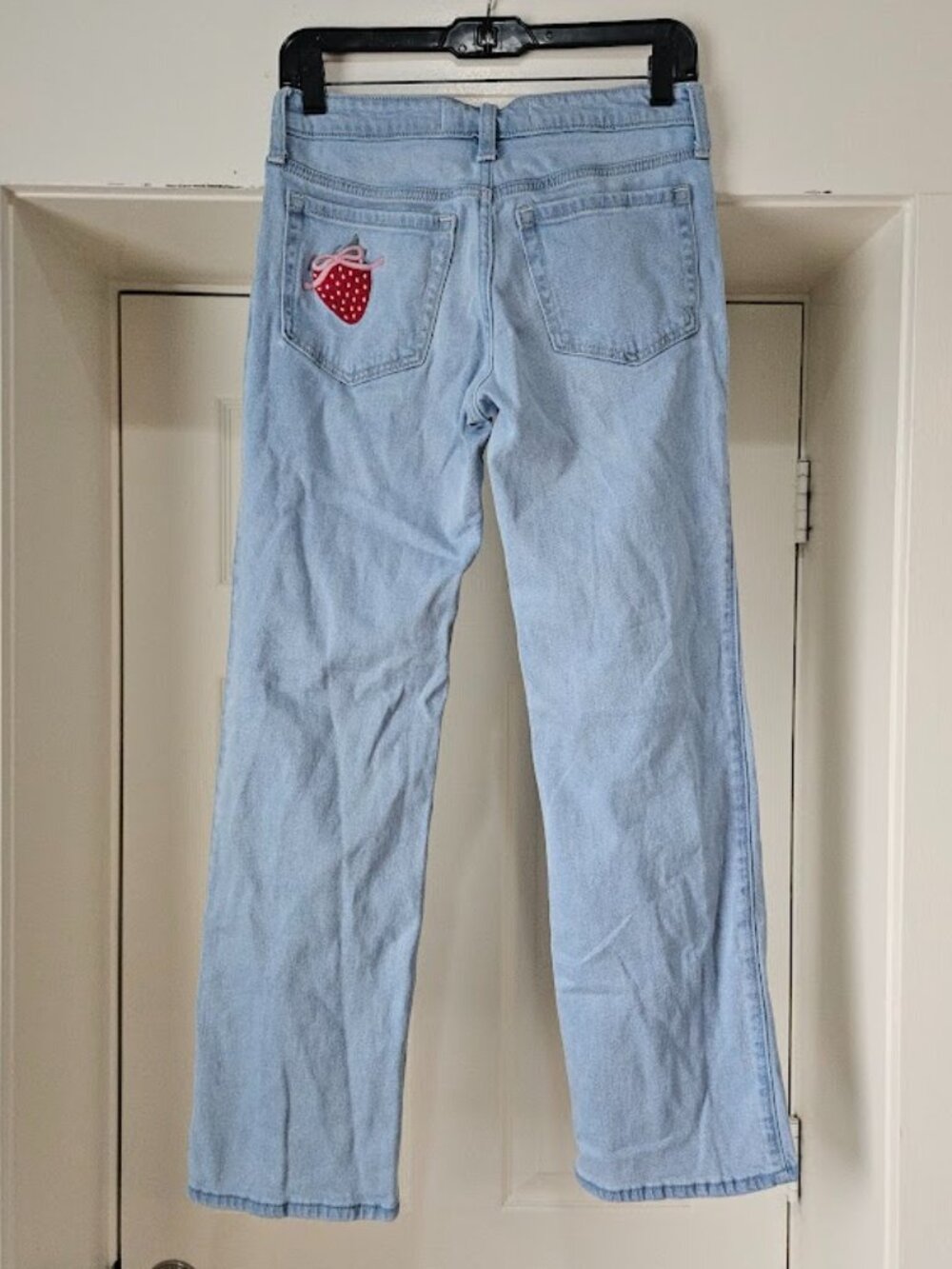 Hollister Strawberry Fruit Embroidered patchwork low rise relaxed straight Jeans